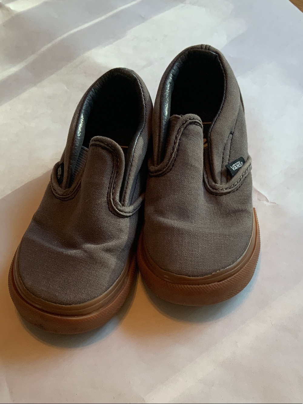 Vans Kids Slip-On Canvas Sneakers in Brown with Gum Sole